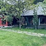 котеджi у бажанiв Tatariv