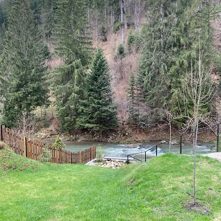 котеджi у бажанiв *