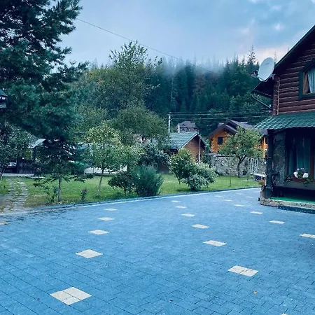 Apartment котеджi у бажанiв